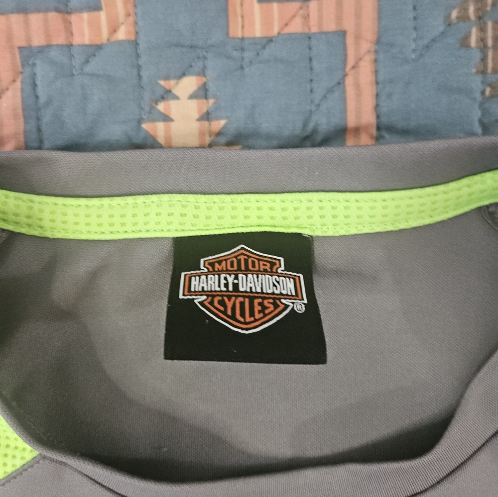 Harley Davidson Tee - Picture 2 of 7
